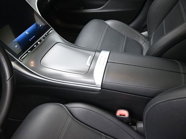 Used 2024 Mercedes-Benz C 300 4MATIC Sedan image 31