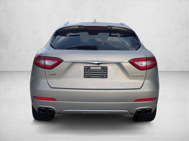 Used 2017 Maserati Levante S AWD/4WD image 4