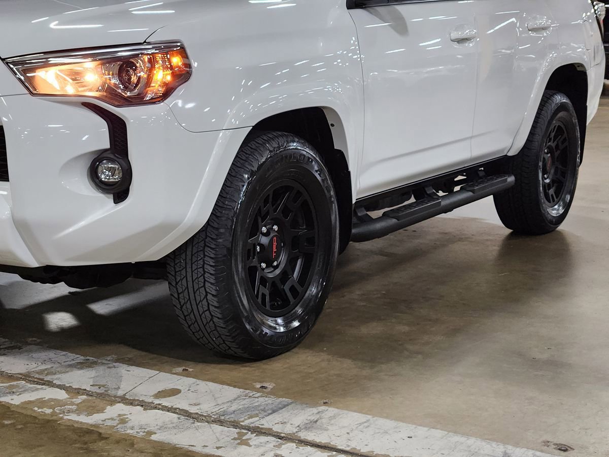 Used 2022 Toyota 4Runner SR5 RWD image 16