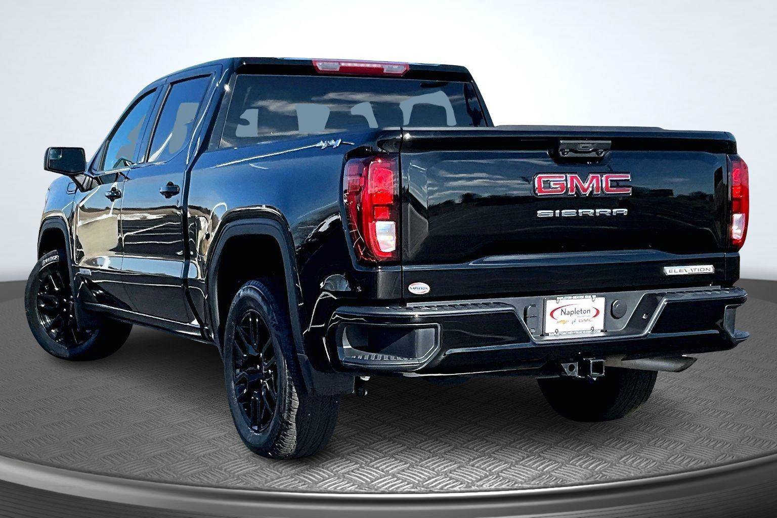 Used 2024 GMC Sierra 1500 Elevation AWD/4WD image 14