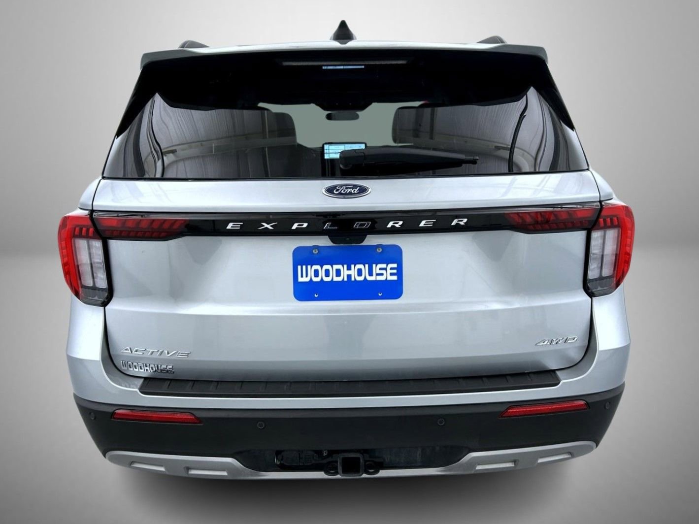 Used 2025 Ford Explorer Active w/ Active Comfort Package image 6