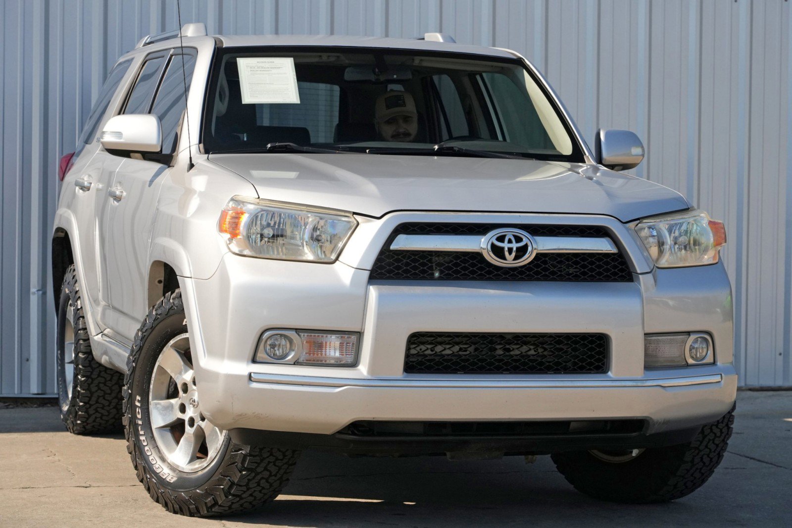 Used 2010 Toyota 4Runner SR5 image 2