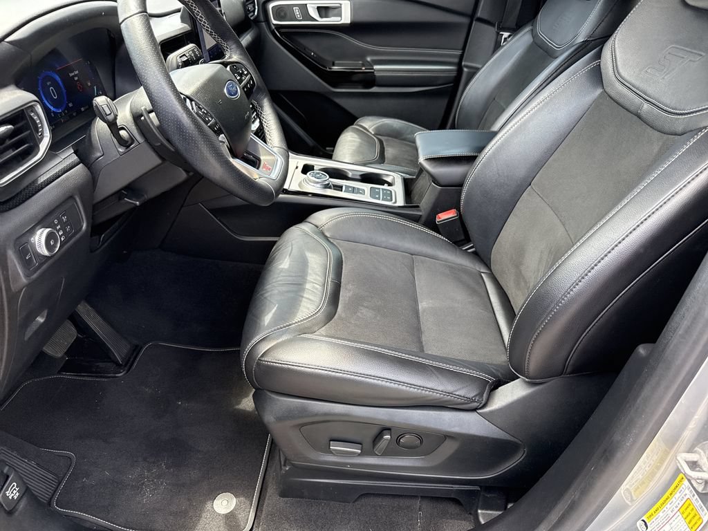 Used 2022 Ford Explorer ST w/ ST Street Pack RWD image 9