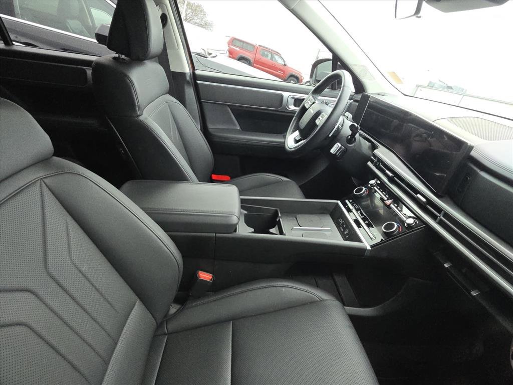 Certified 2025 Hyundai Santa Fe XRT image 8