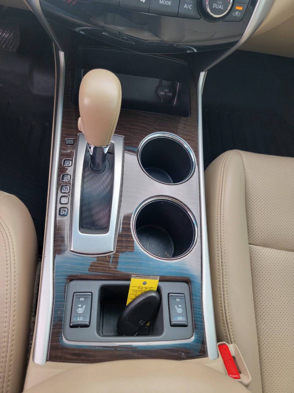 Used 2015 Nissan Altima 2.5 SL w/ Technology Package FWD image 13