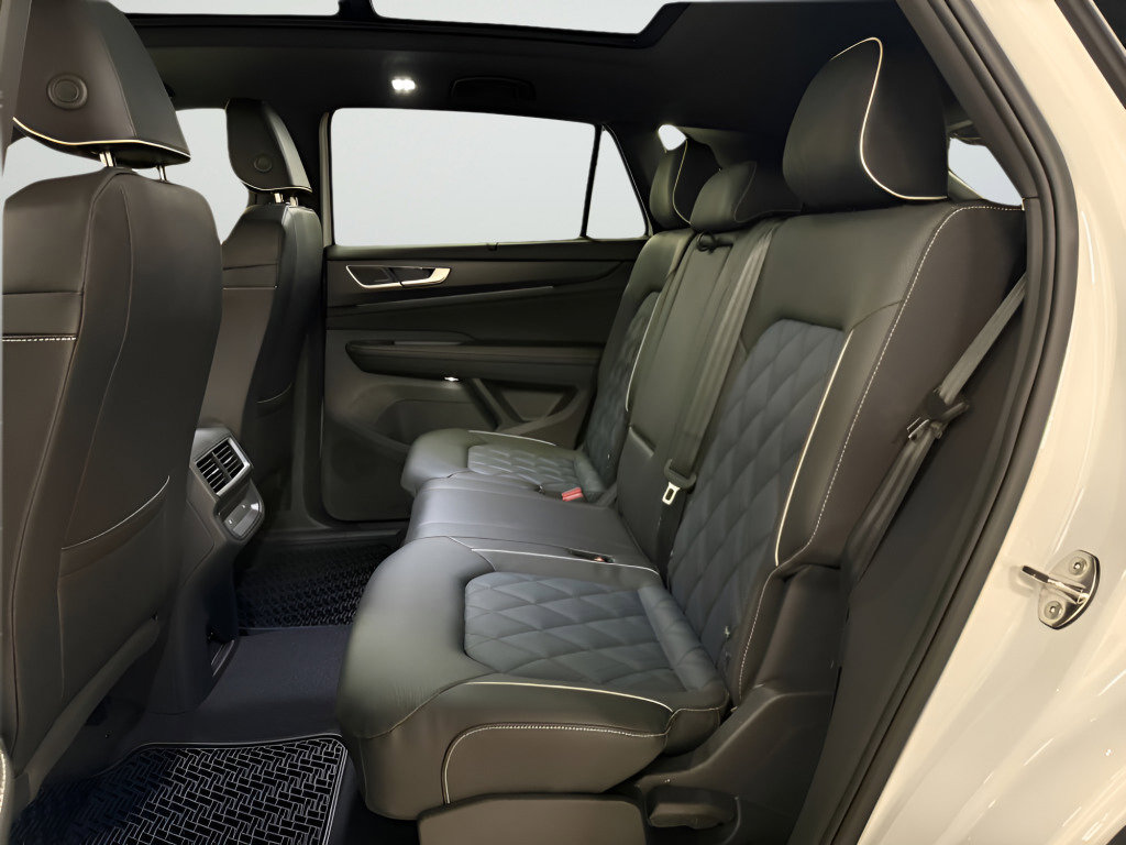 New 2026 Volkswagen Atlas Cross Sport SEL Premium R-Line image 18