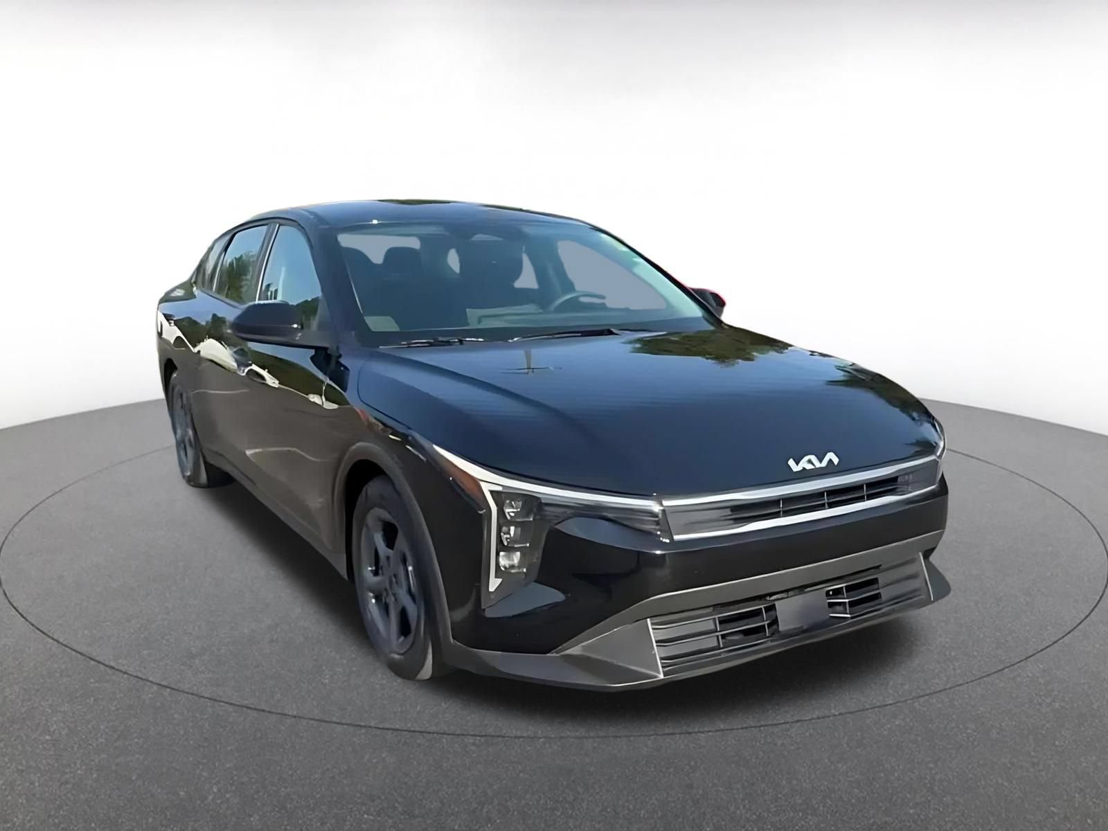Used 2025 Kia K4 FWD image 3