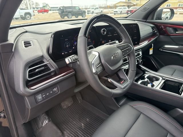 Used 2025 Chevrolet Traverse Z71 w/ Enhanced Driving Package image 17