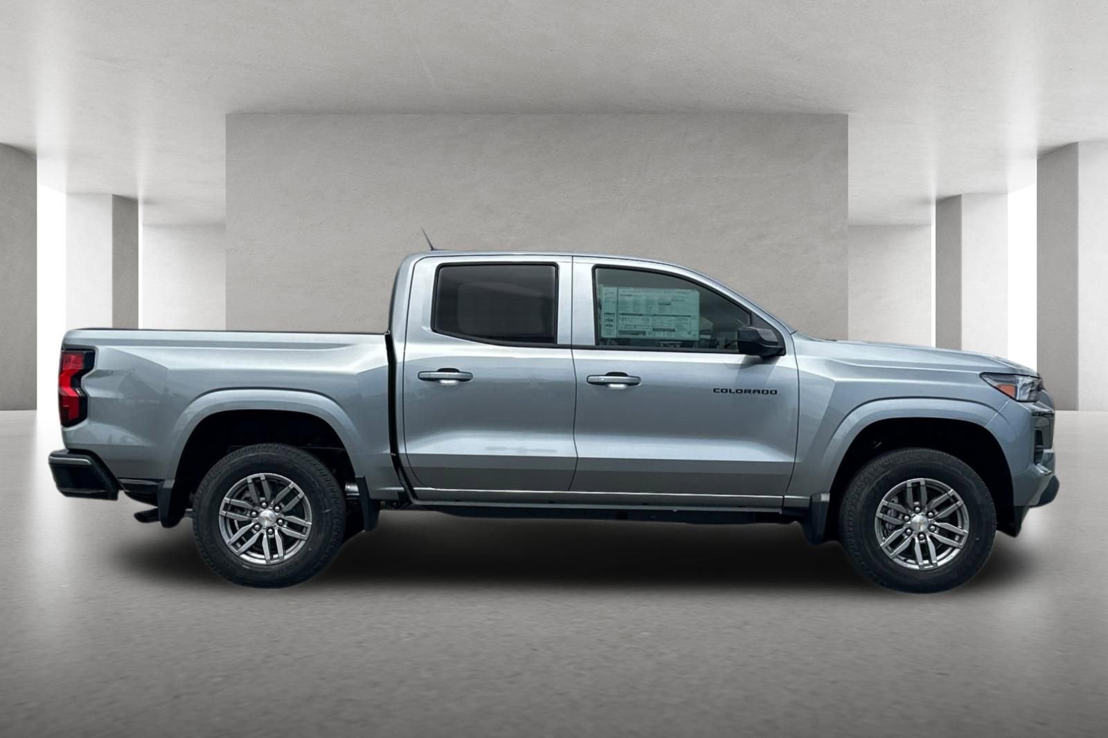 New 2026 Chevrolet Colorado LT w/ LPO, Pro Essentials Package RWD image 3