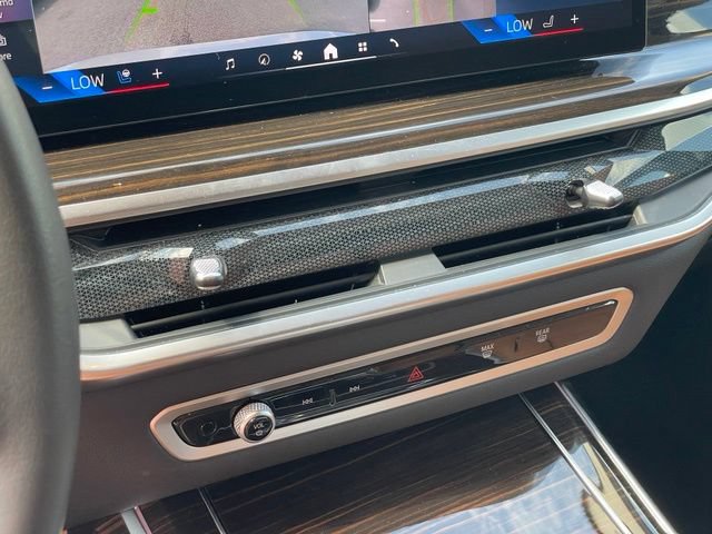 Certified 2024 BMW X7 xDrive40i w/ Climate Comfort Package AWD/4WD image 21