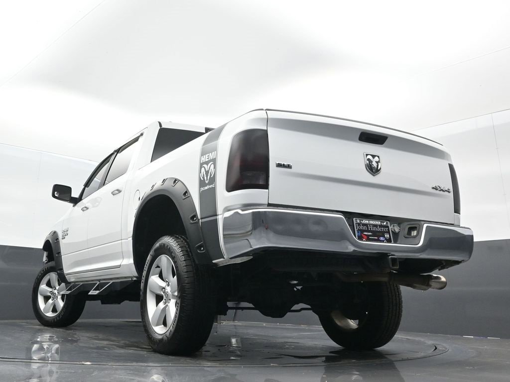 Used 2019 RAM 1500 Classic SLT image 30