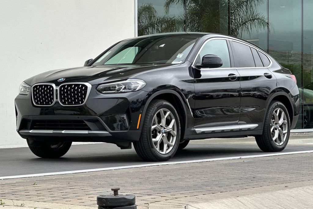 Used 2025 BMW X4 xDrive30i w/ Premium Package AWD/4WD image 7