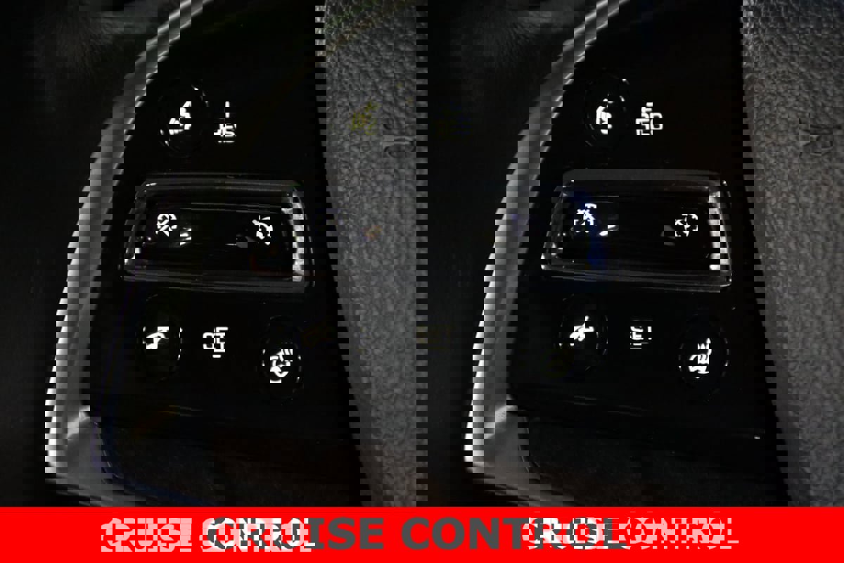 Used 2016 Cadillac XTS Luxury image 16