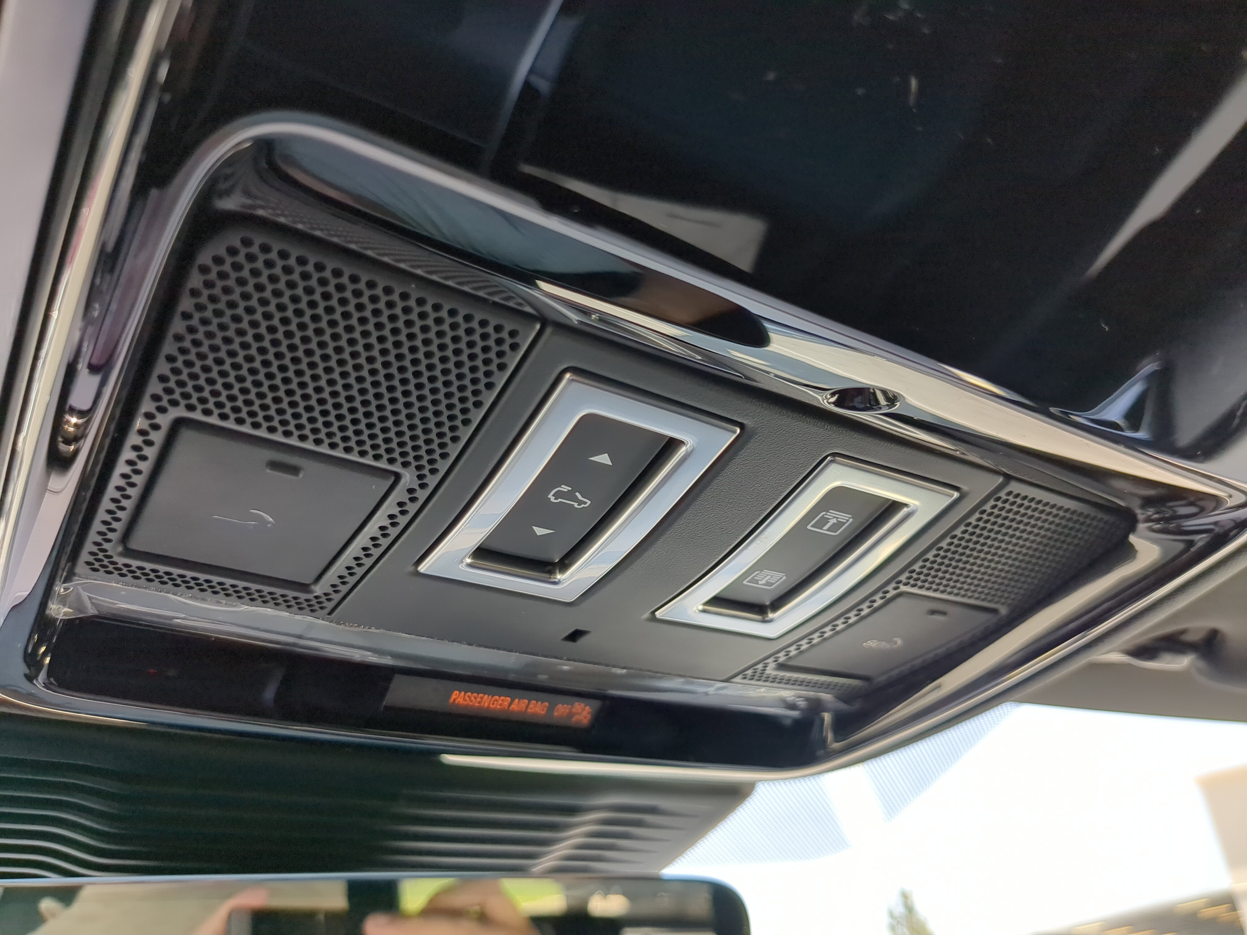 New 2026 Land Rover Range Rover Velar Dynamic SE image 20