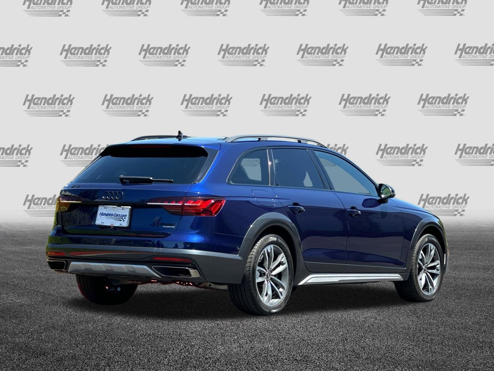 Used 2023 Audi A4 2.0T allroad Prestige AWD/4WD image 5