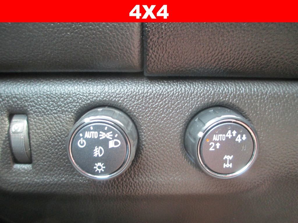 Used 2021 GMC Canyon Denali image 18