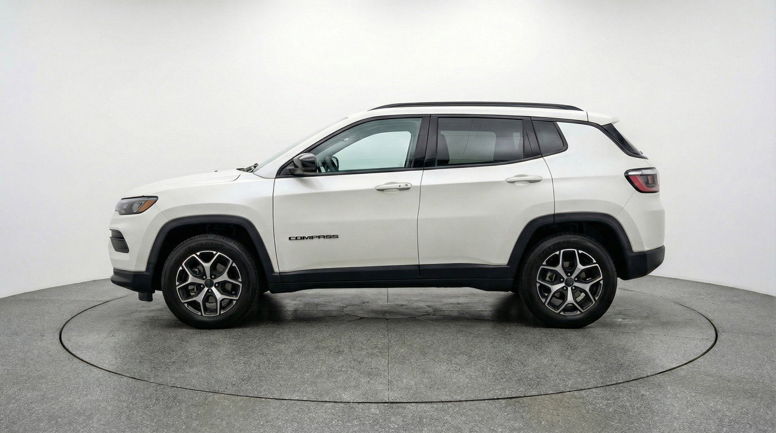 Used 2025 Jeep Compass Limited AWD/4WD image 5