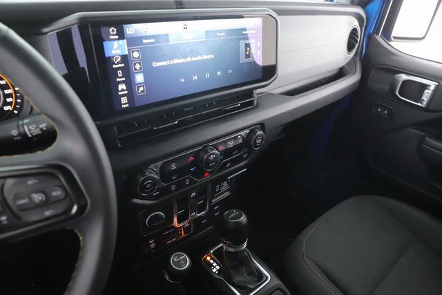 Used 2024 Jeep Gladiator Sport image 24