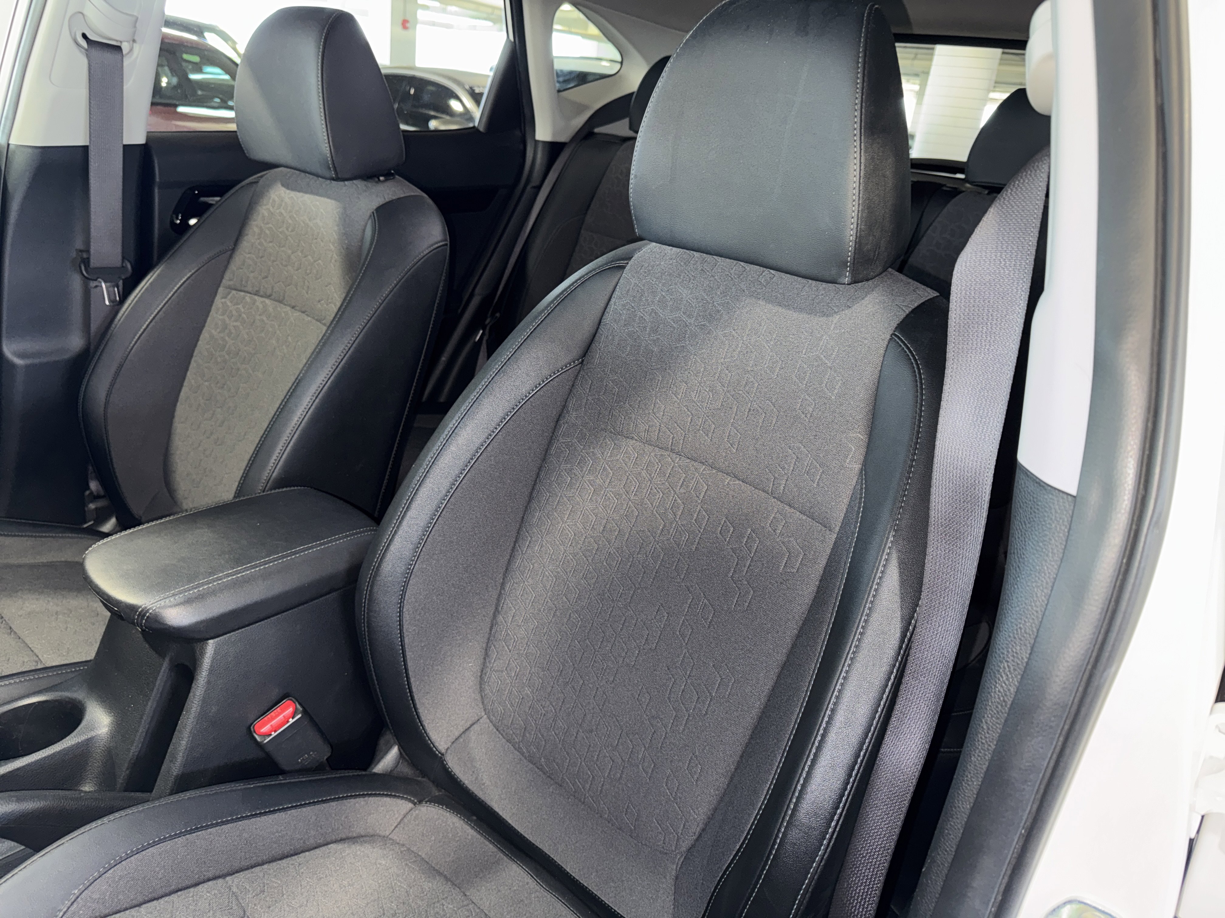 Used 2024 Kia Seltos S image 32