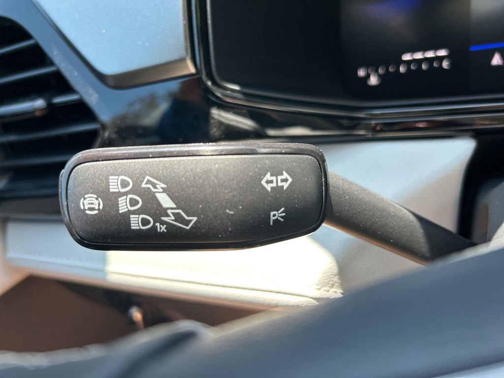 New 2026 Volkswagen Taos S FWD image 27