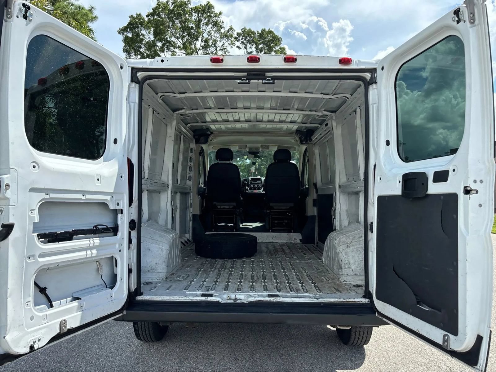 Used 2017 RAM ProMaster 1500 FWD image 13