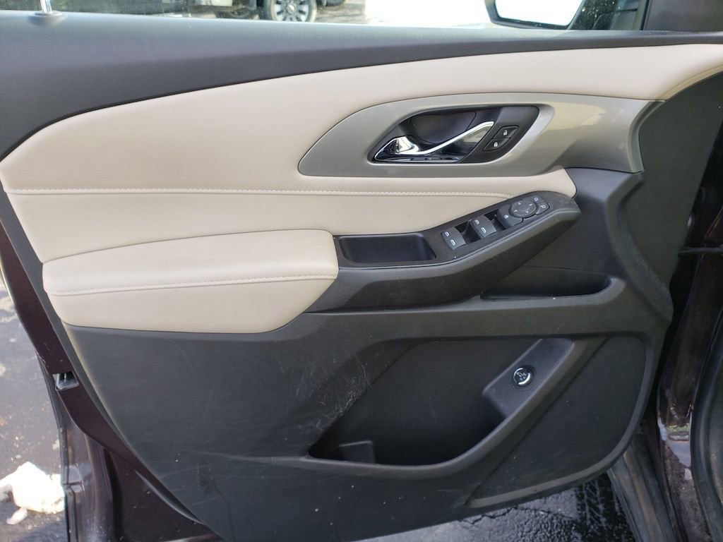 Used 2023 Chevrolet Traverse LT w/ LPO, Floor Liner Package image 13