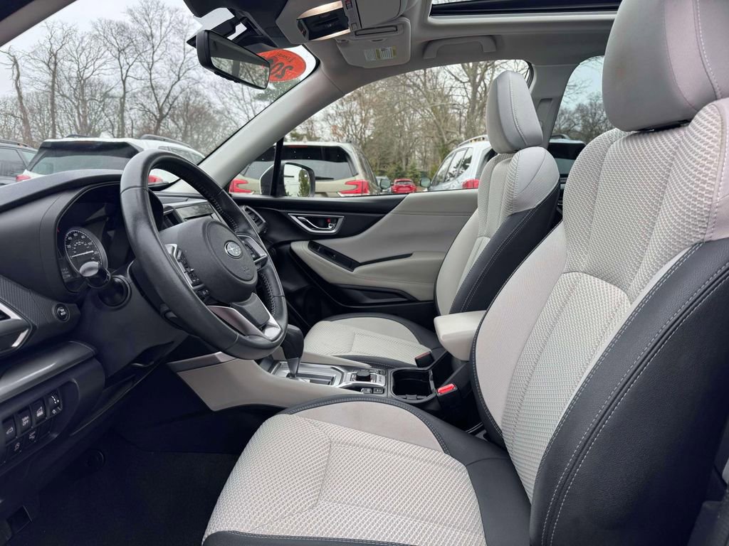 Used 2023 Subaru Forester Premium image 16