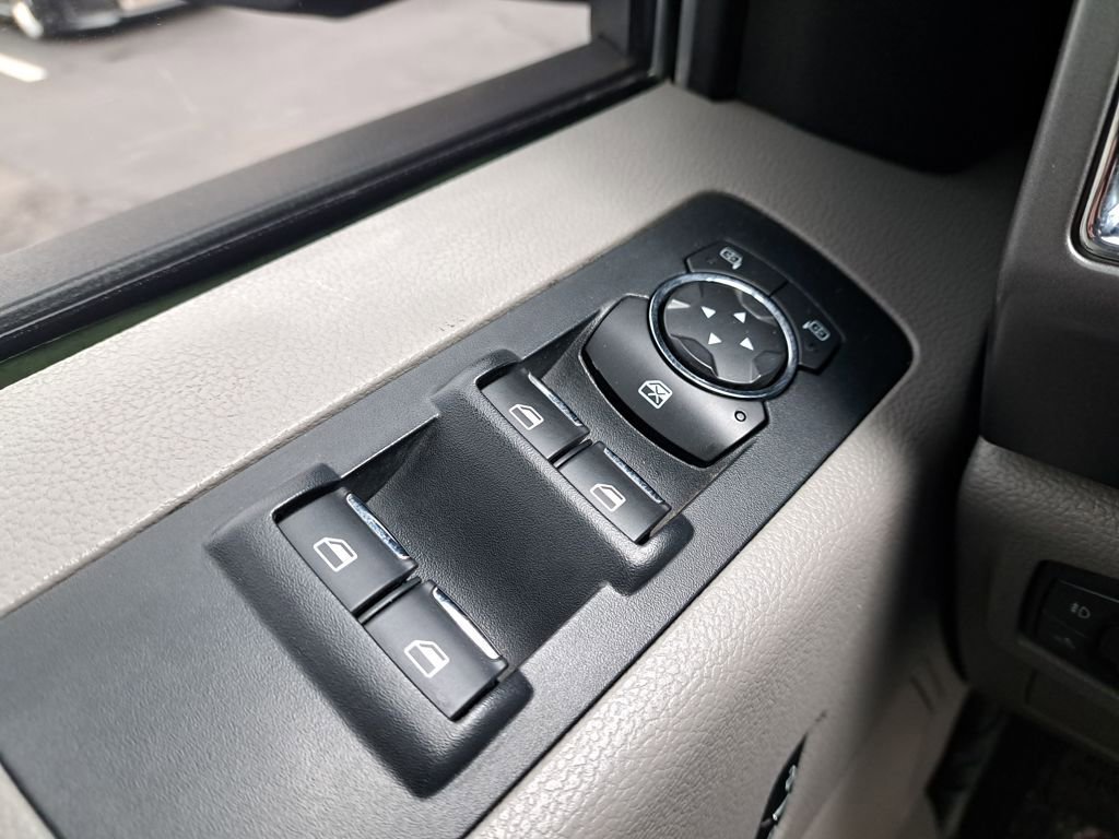 Used 2015 Ford F150 XLT w/ Trailer Tow Package image 25