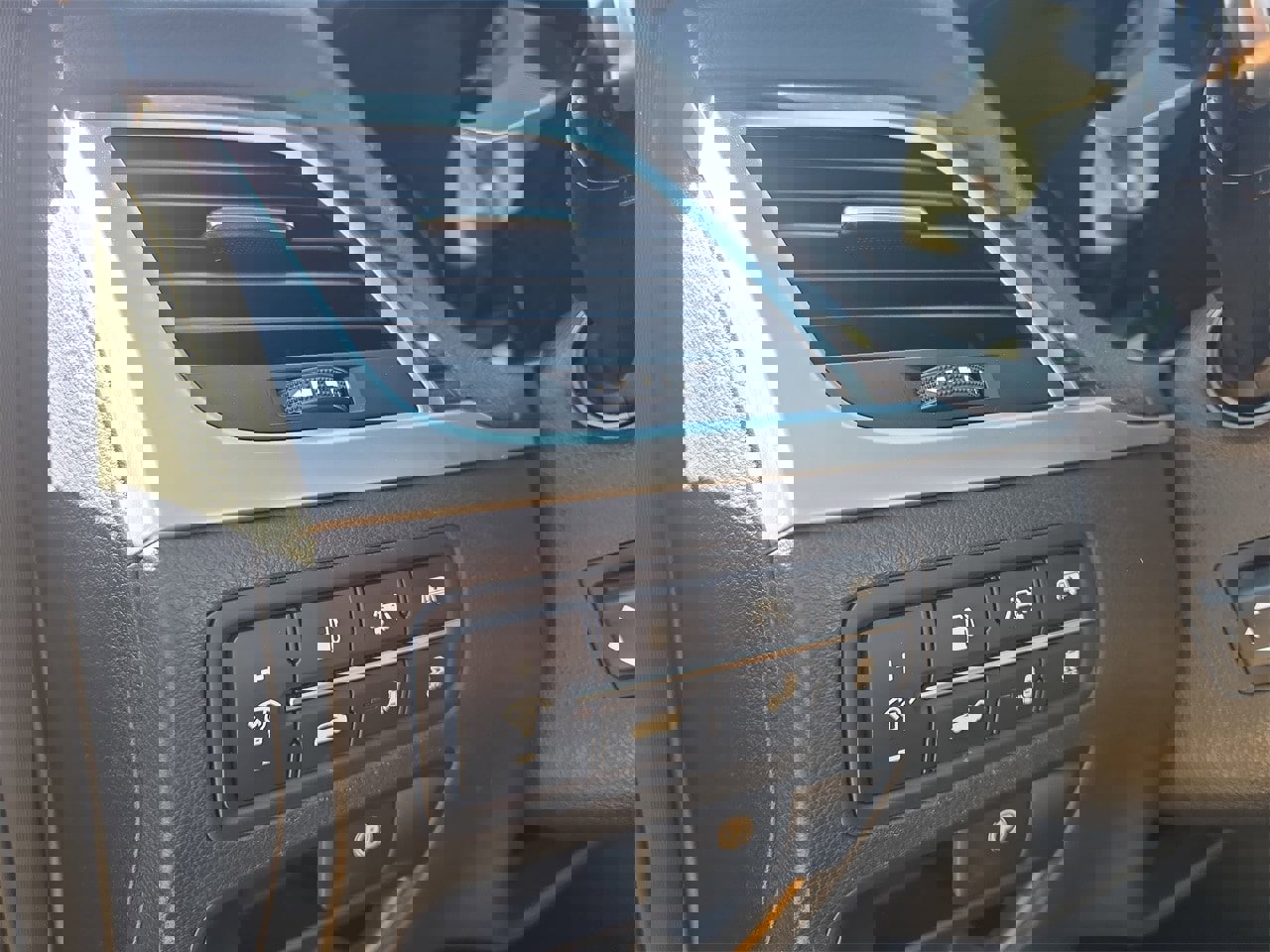 Used 2015 Hyundai Genesis 3.8 w/ Option Group 03 image 10