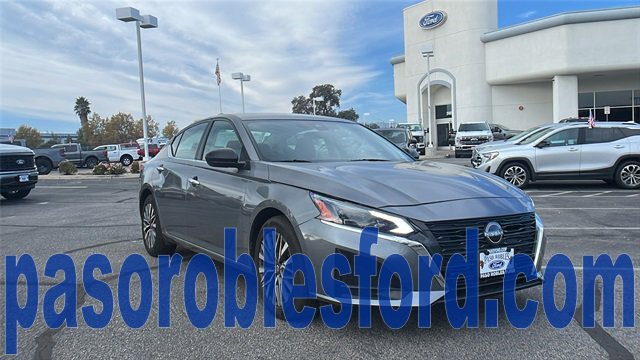 Used 2025 Nissan Altima 2.5 SV