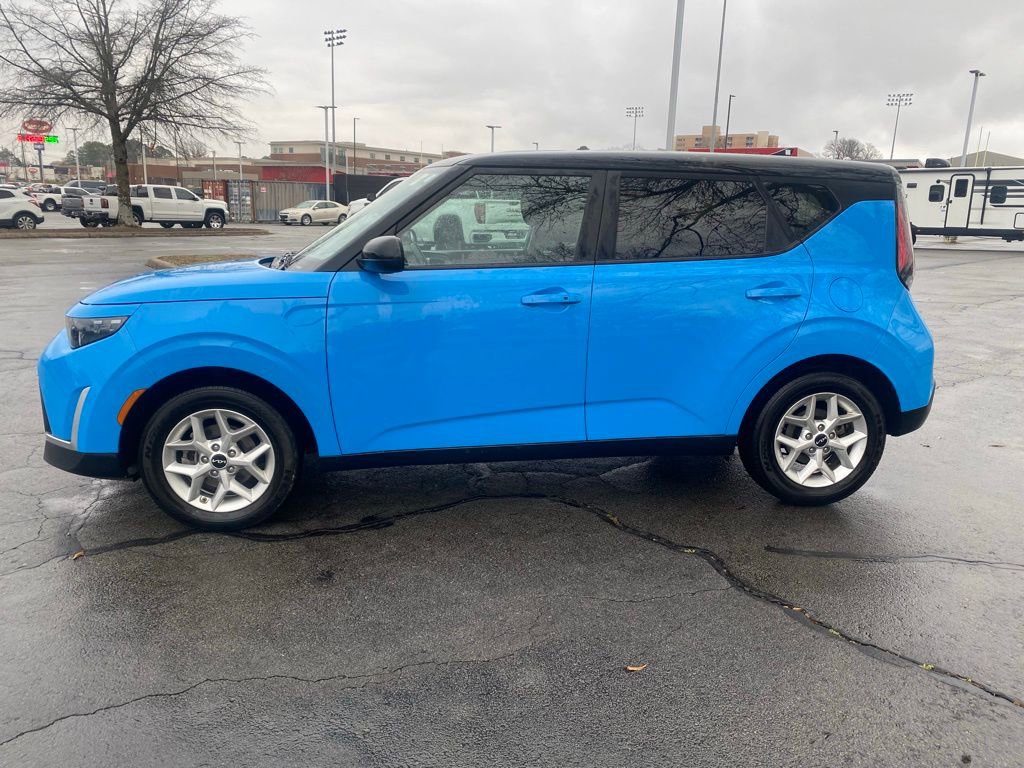 Used 2024 Kia Soul S image 4