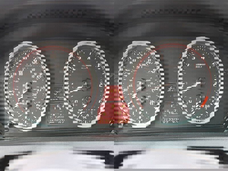 Used 2006 BMW 650i Convertible image 36