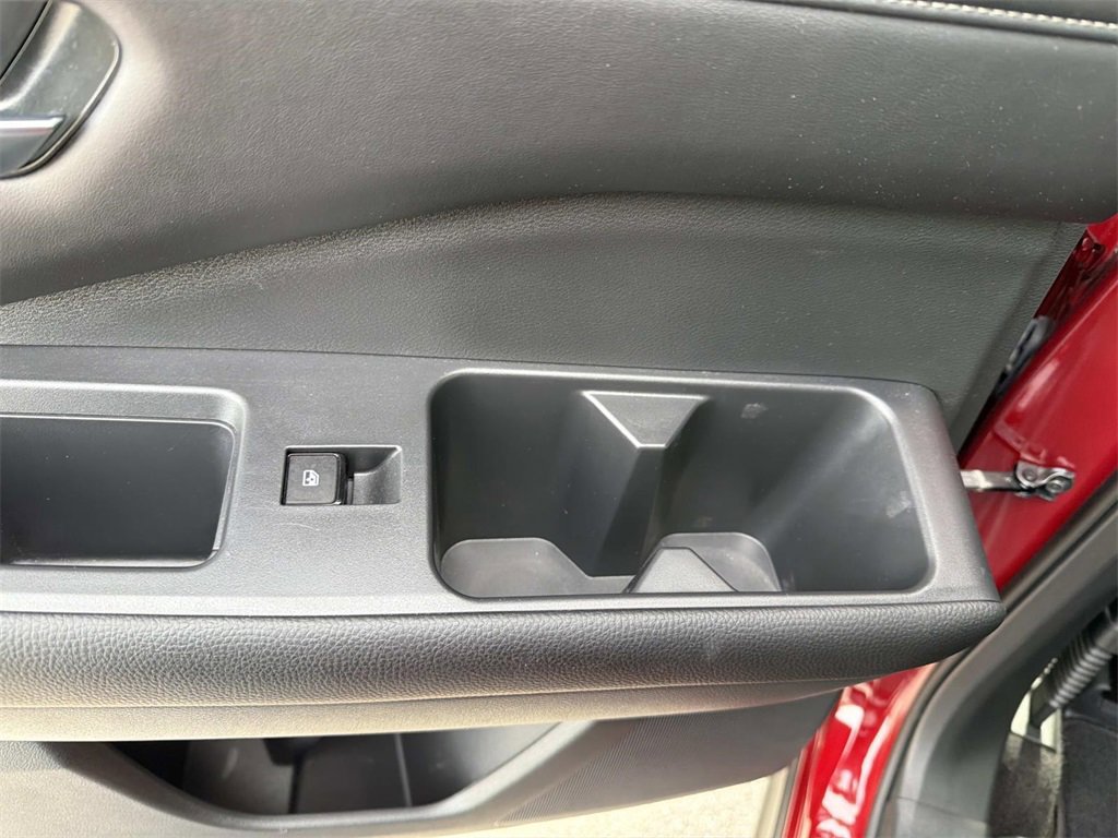 Used 2023 Nissan Pathfinder SL w/ Black Appearance Package image 28