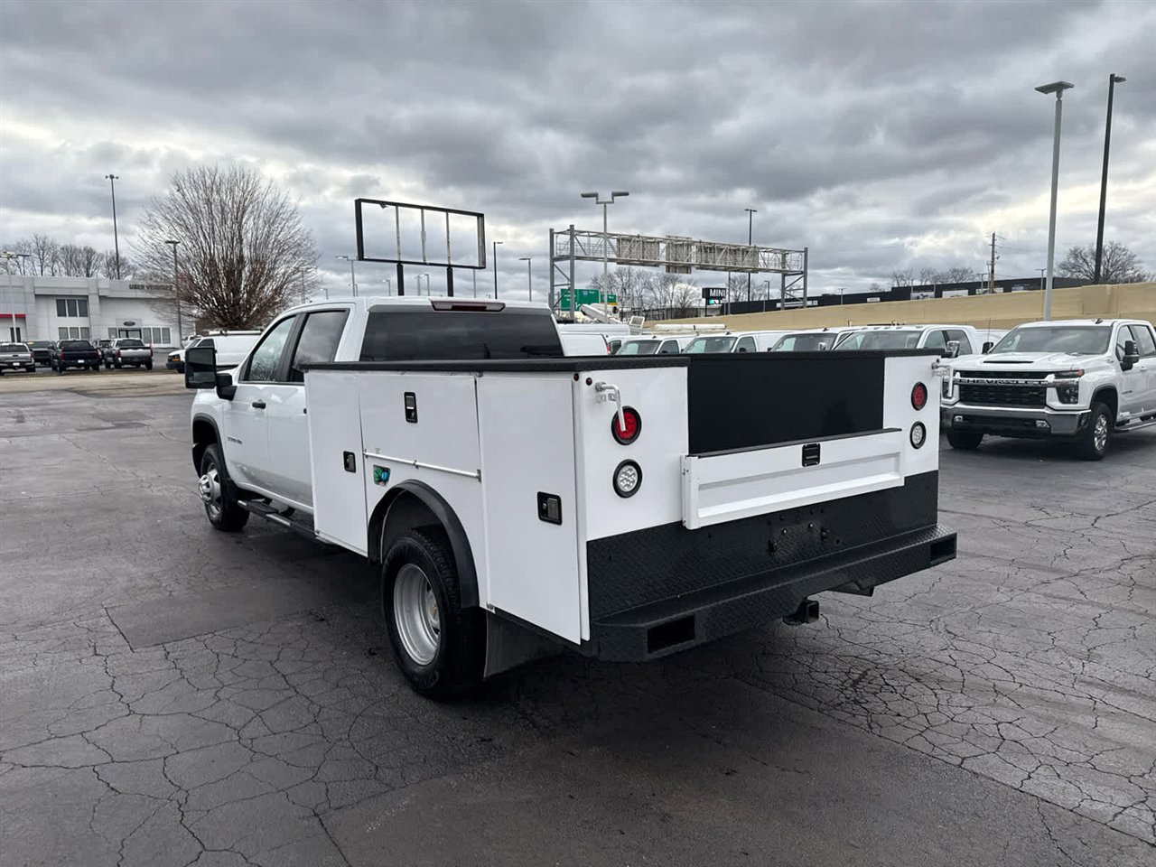Used 2025 Chevrolet Silverado 3500 W/T w/ WT Convenience Package image 6