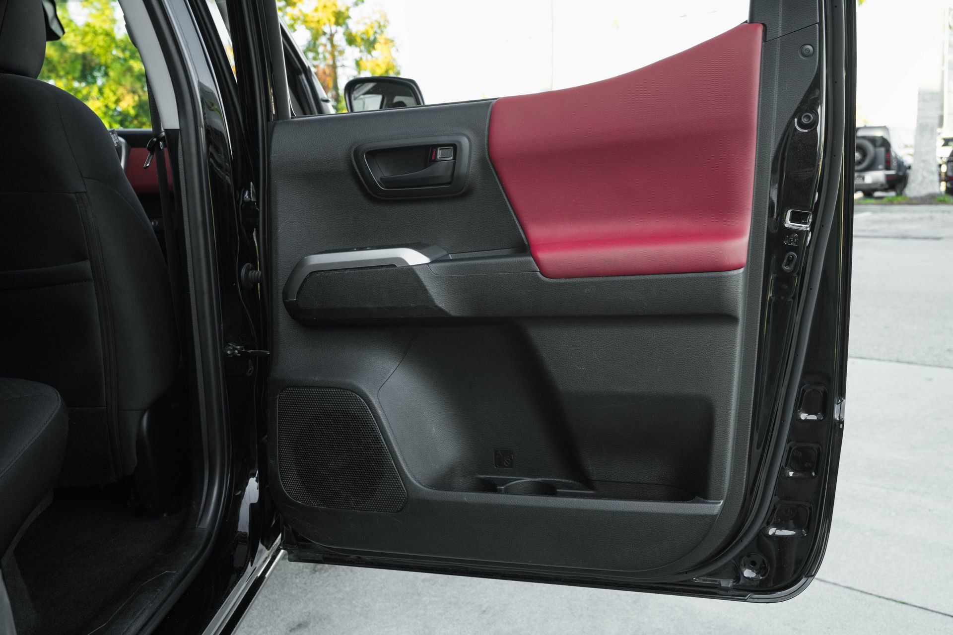 Used 2023 Toyota Tacoma SR5 image 34