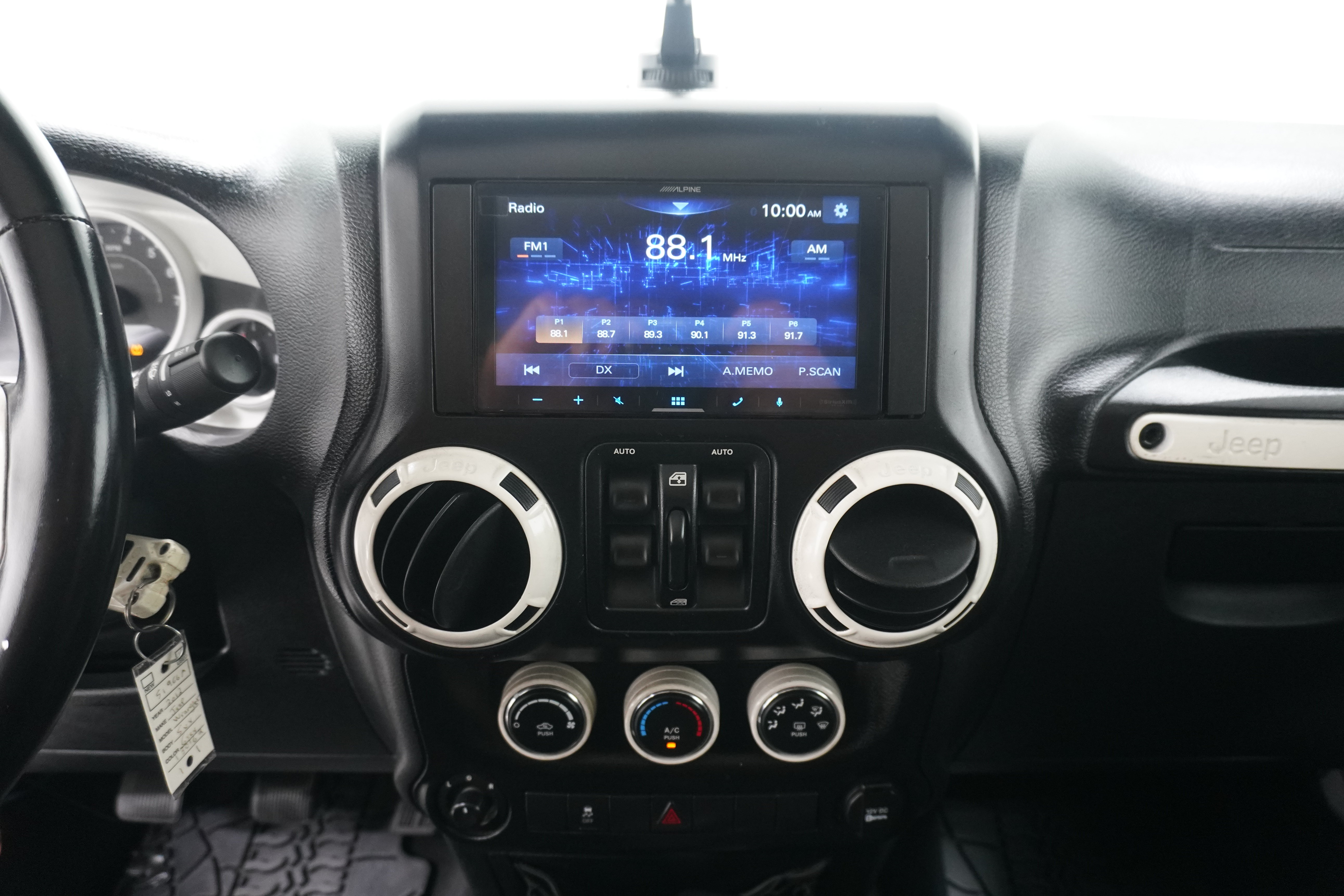 Used 2012 Jeep Wrangler Unlimited Sport AWD/4WD image 17