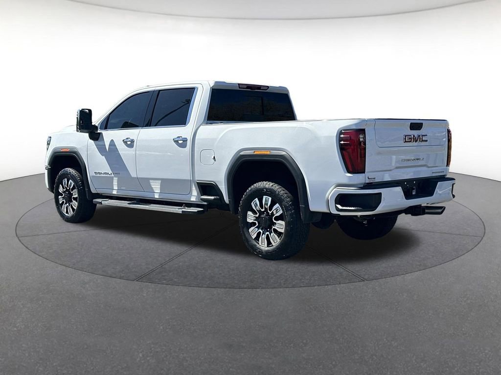 Used 2025 GMC Sierra 2500 Denali w/ Technology Package image 3
