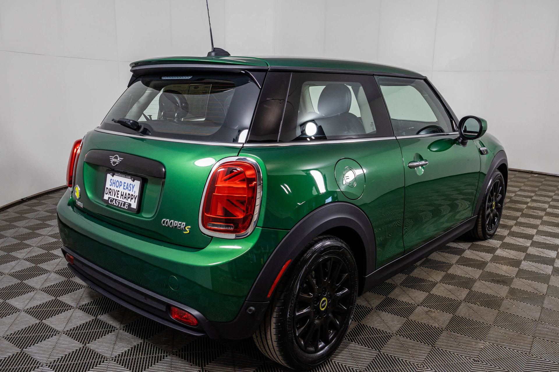 Used 2023 MINI Cooper SE image 17