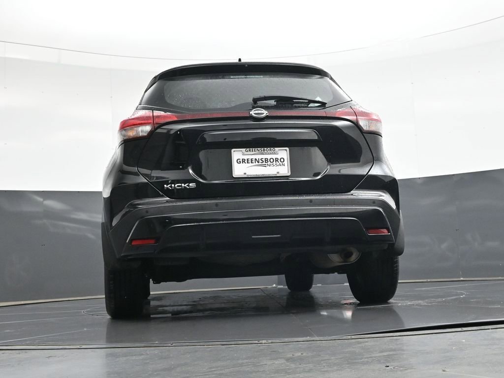 Used 2023 Nissan Kicks S FWD image 39