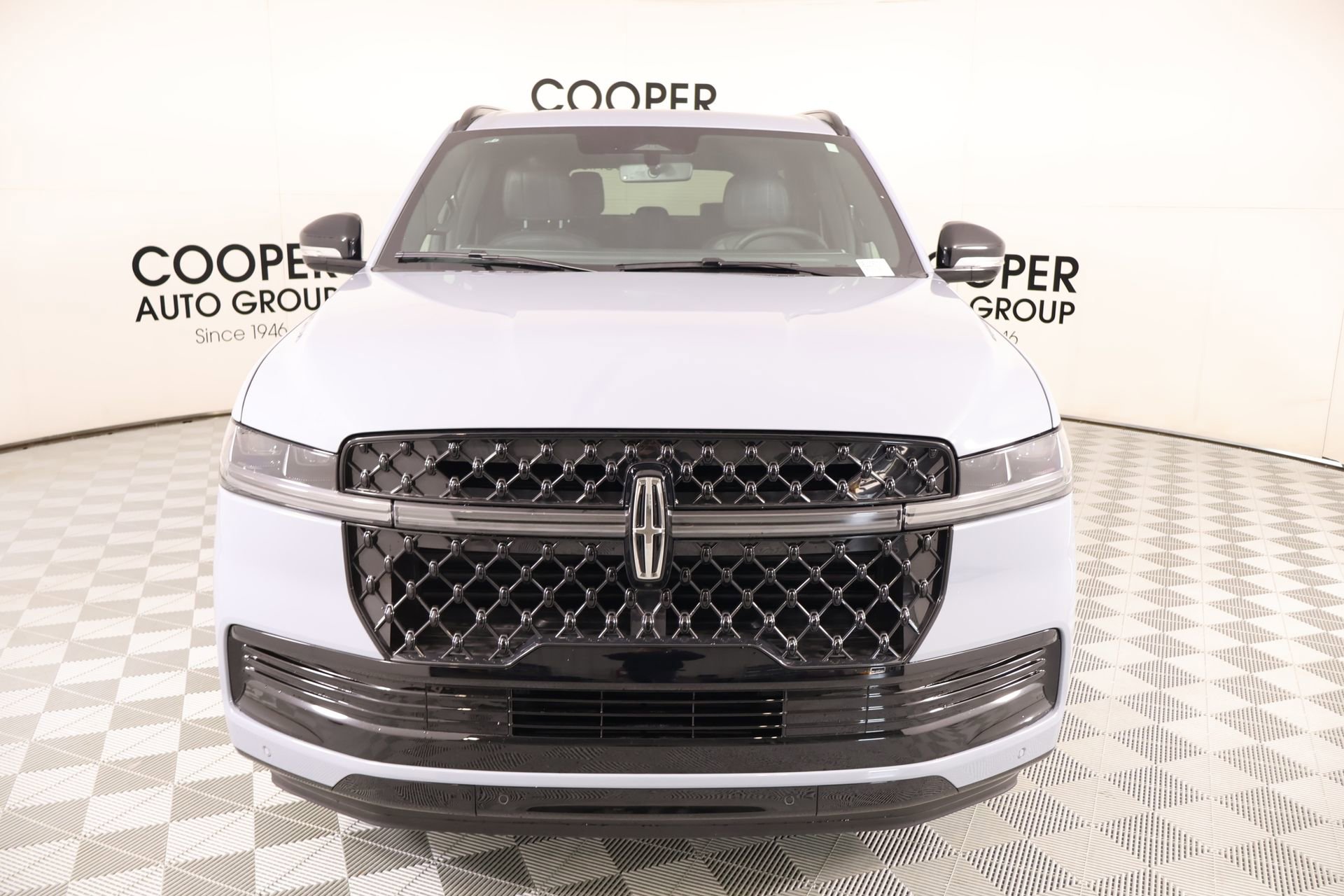 New 2025 Lincoln Navigator L Reserve w/ Jet Appearance Package AWD/4WD image 10