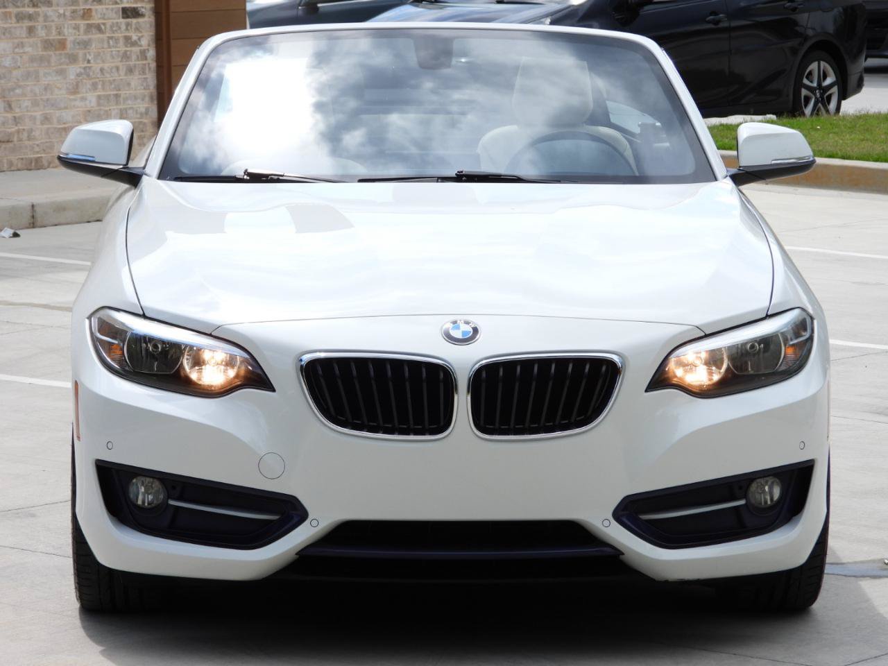 Used 2017 BMW 230i Convertible RWD image 32