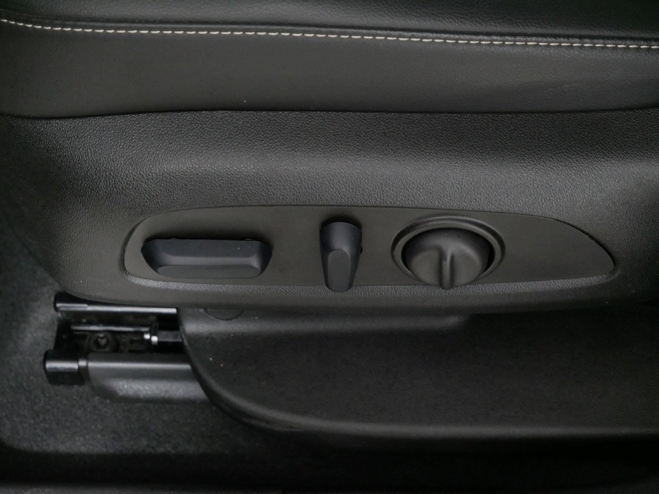 Used 2023 GMC Acadia SLT w/ Technology Package image 20