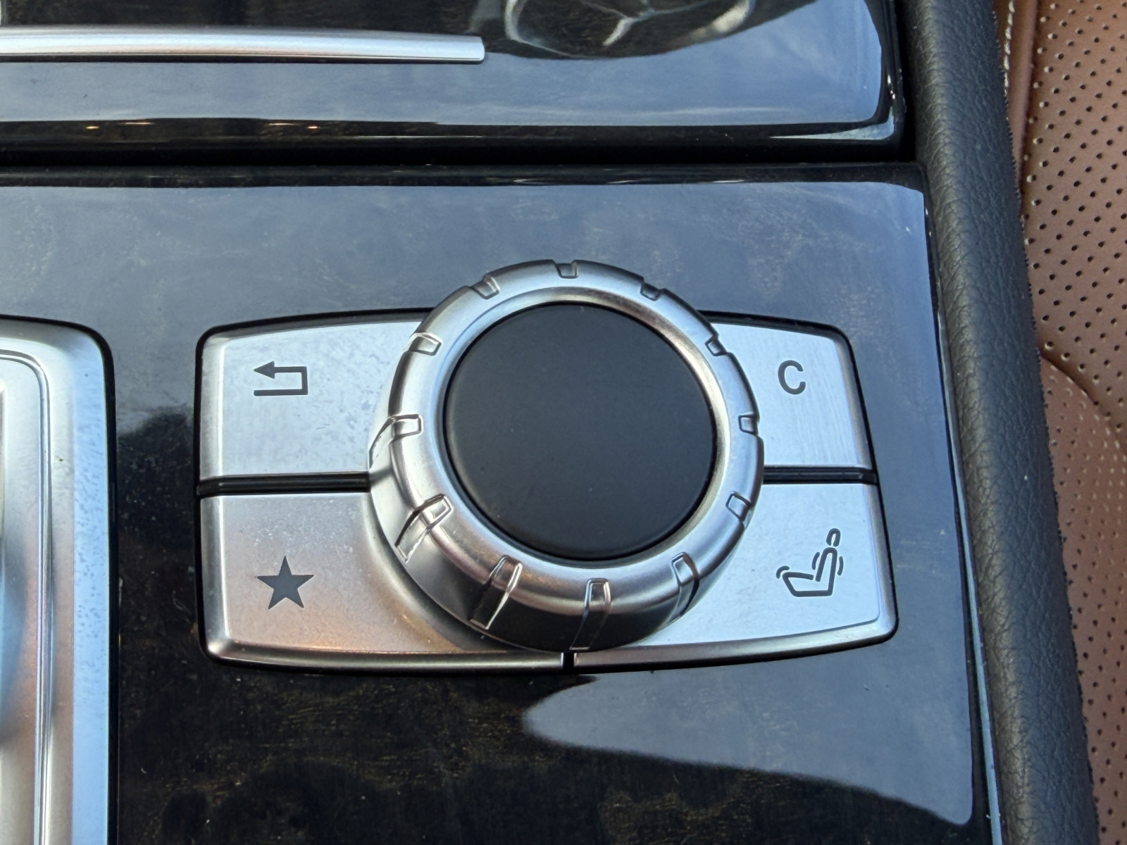Used 2020 Mercedes-Benz SL 450 image 27