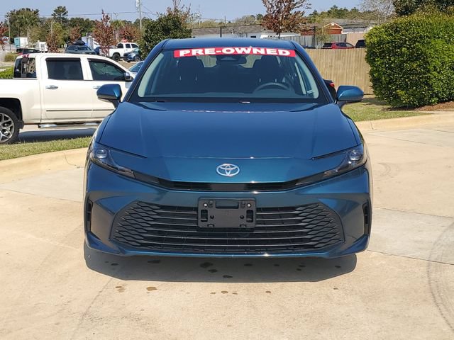 Used 2025 Toyota Camry LE FWD image 7