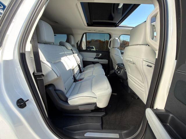 Used 2025 Ford Expedition Max Platinum w/ Platinum Ultimate Package image 11