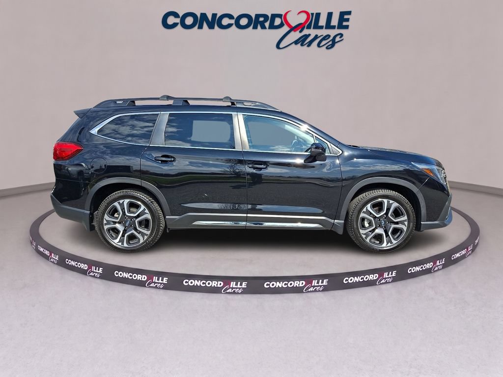 Used 2023 Subaru Ascent Limited AWD/4WD image 8