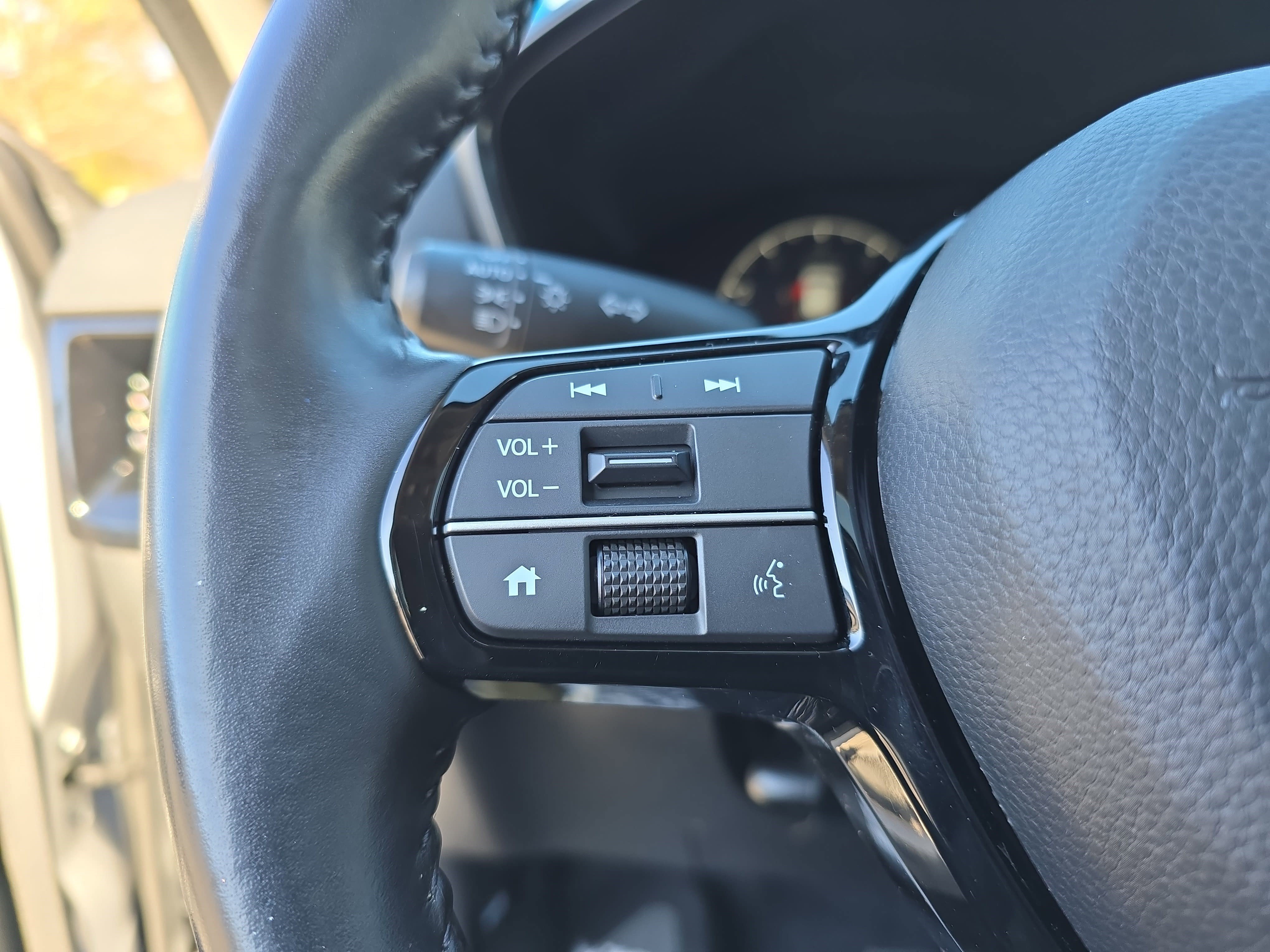 Used 2024 Honda CR-V EX-L image 17