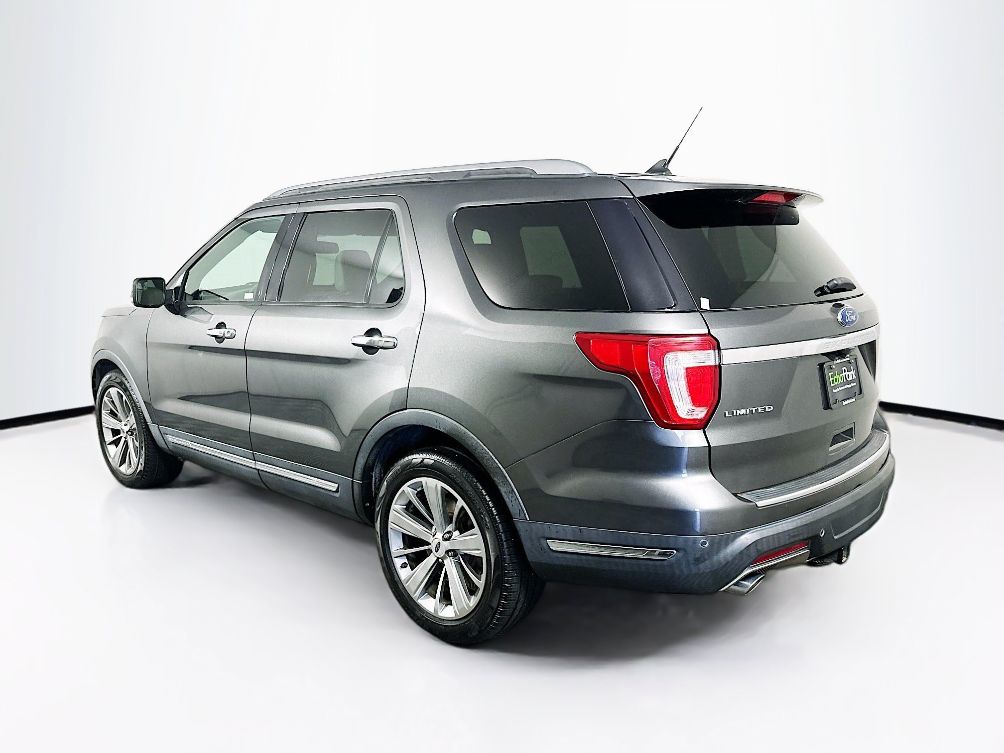 Used 2018 Ford Explorer Limited FWD image 5