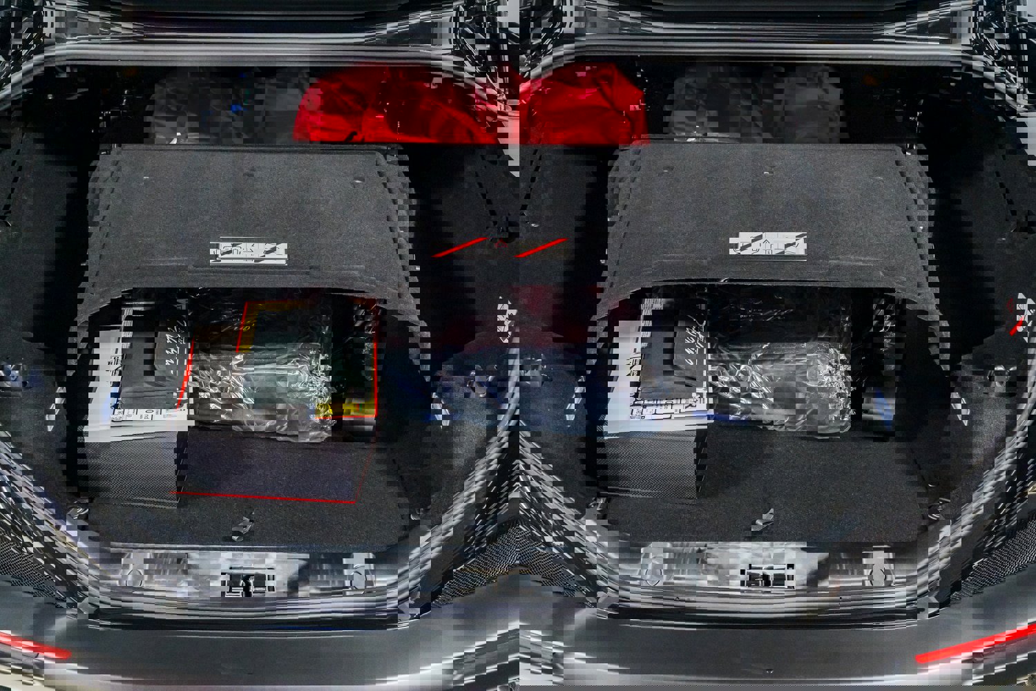 Used 2020 Ferrari Portofino image 53