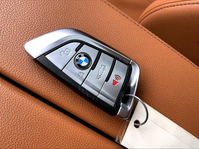 Used 2022 BMW 530i xDrive w/ Convenience Package AWD/4WD image 33